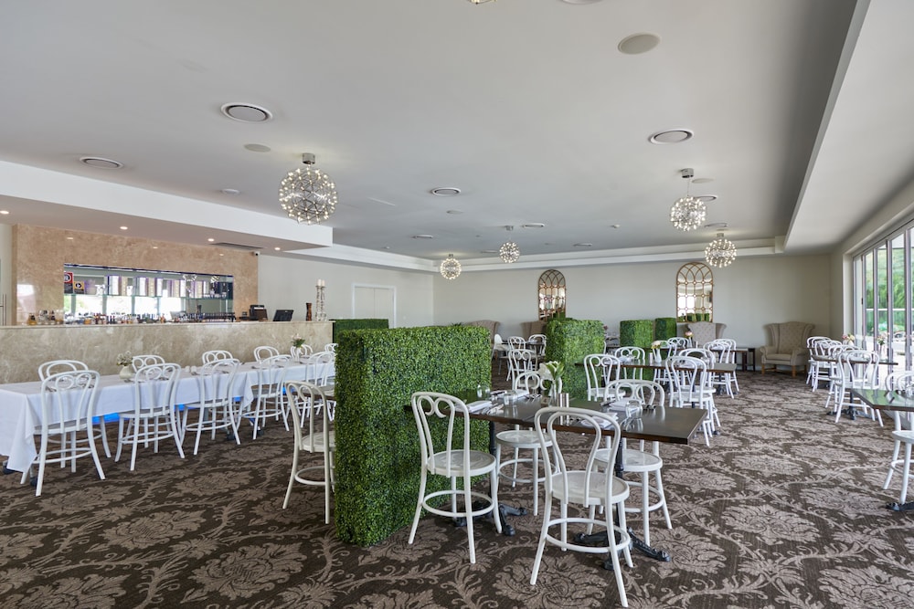International Hotel Wagga Wagga 47/66