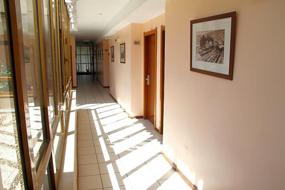 Imperio Hotel 2/56