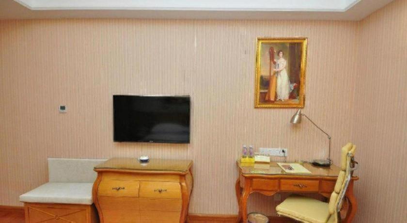 Vienna Hotel (Guangzhou Airport Road Huangshi) 51/60
