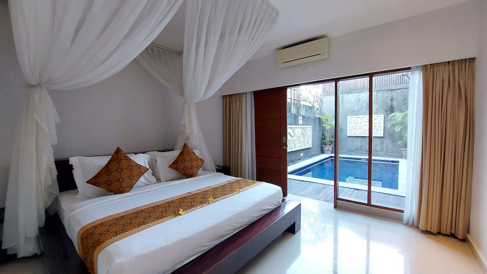 The Light Exclusive Villas Spa 36/72
