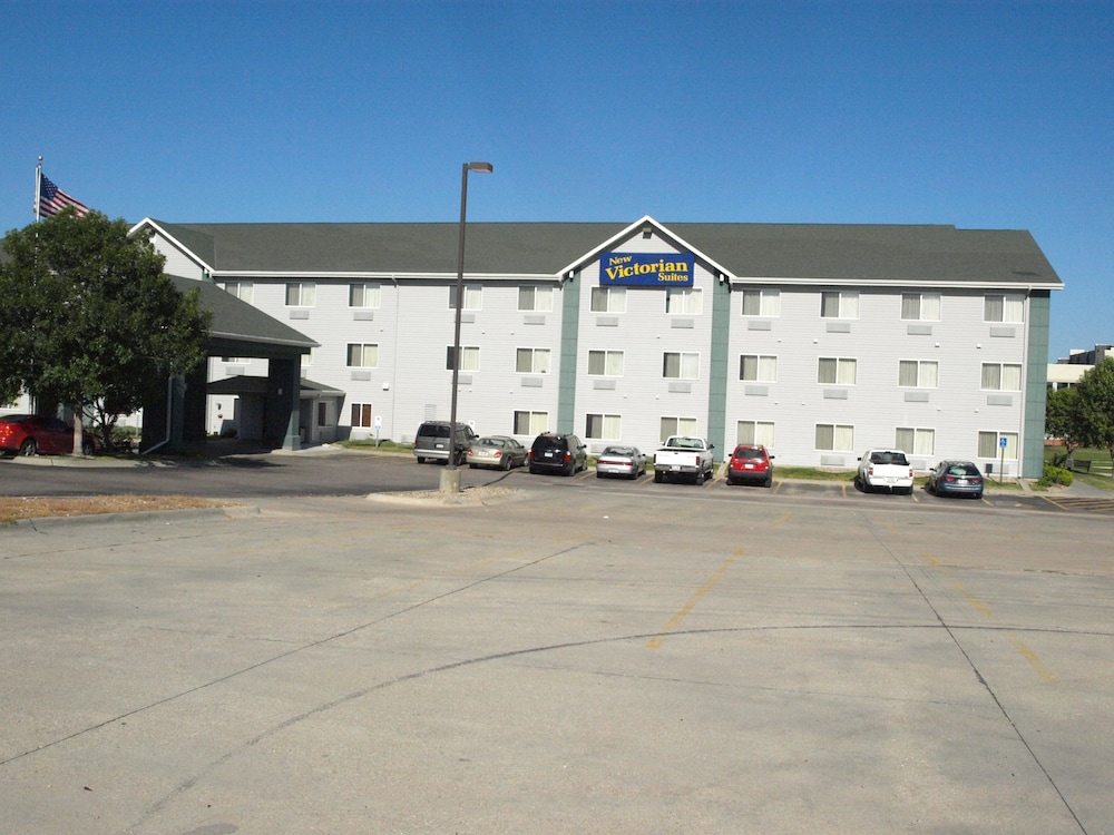 New Victorian Suites 62/66