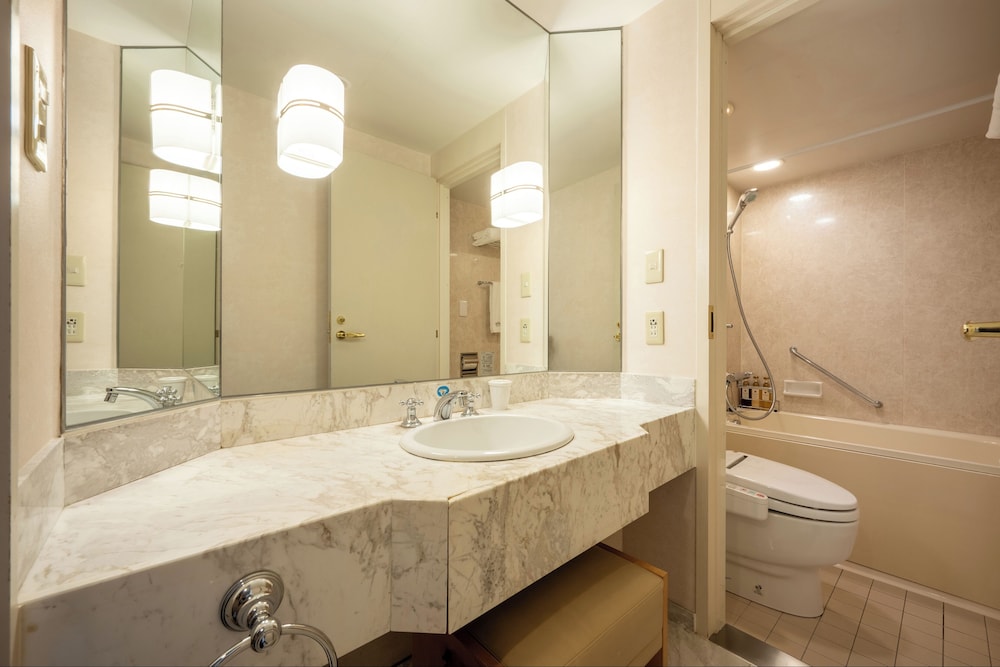 Iwaki Washington Hotel 50/50