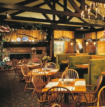 John Carver Inn & Spa 43/57