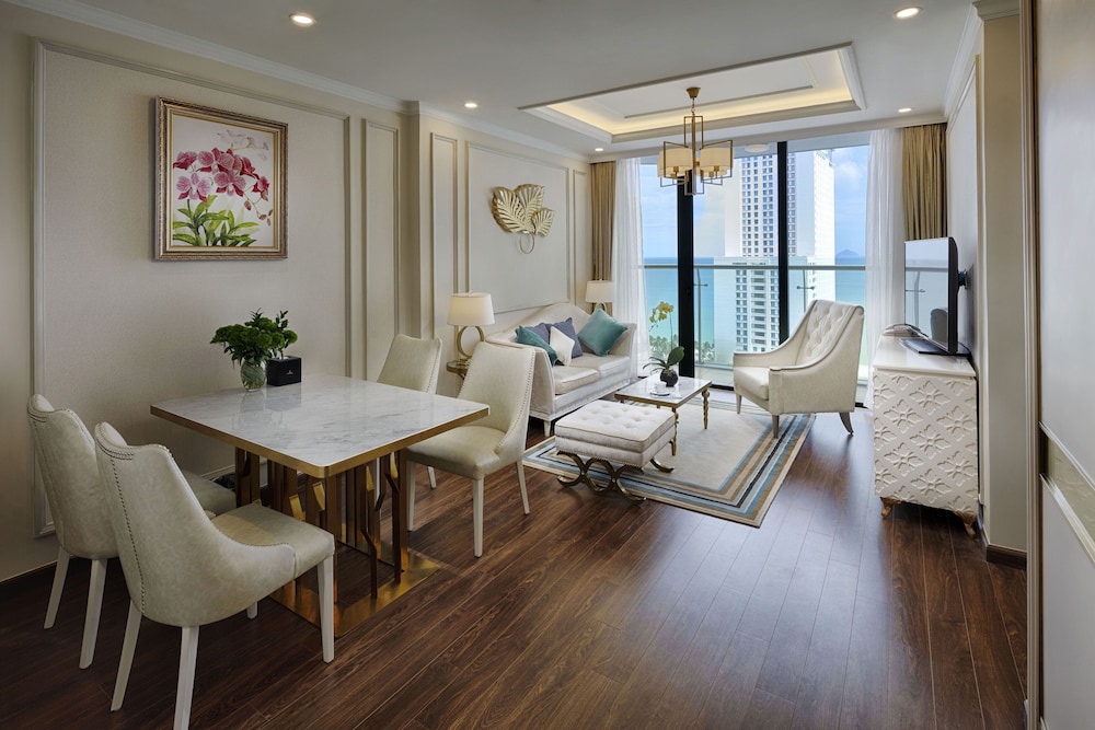 Vinpearl Empire Nha Trang, Affiliated by Melia 53/73