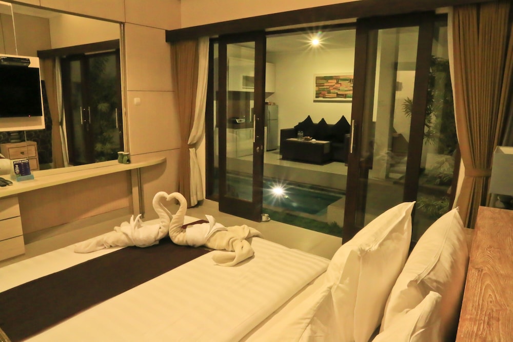 Karana Villa Bali 38/64