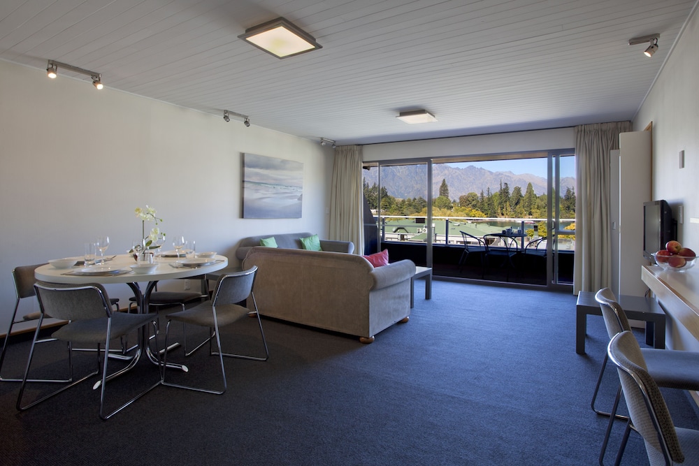 The Lofts Apartments 47/73