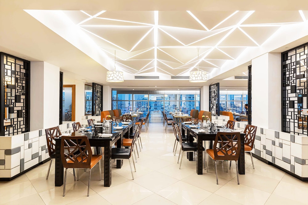 Dhaka Regency Hotel and Resort 54/64