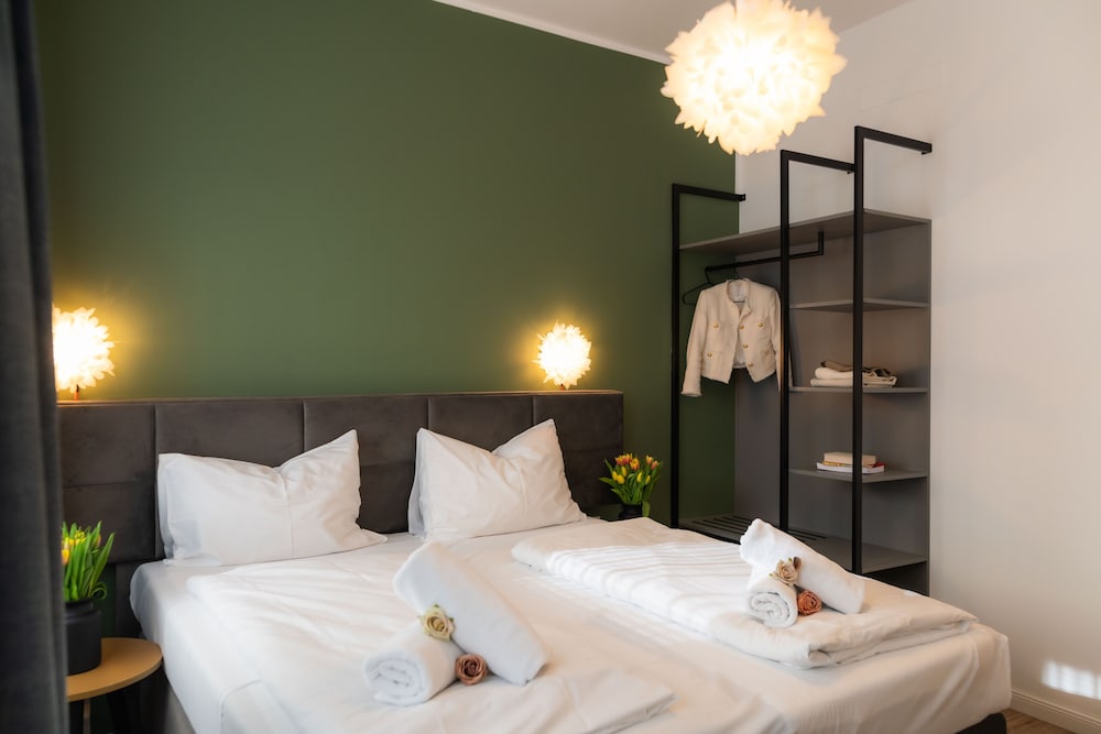 Florum Hotel (Ex Tabor Hotel) 8/56
