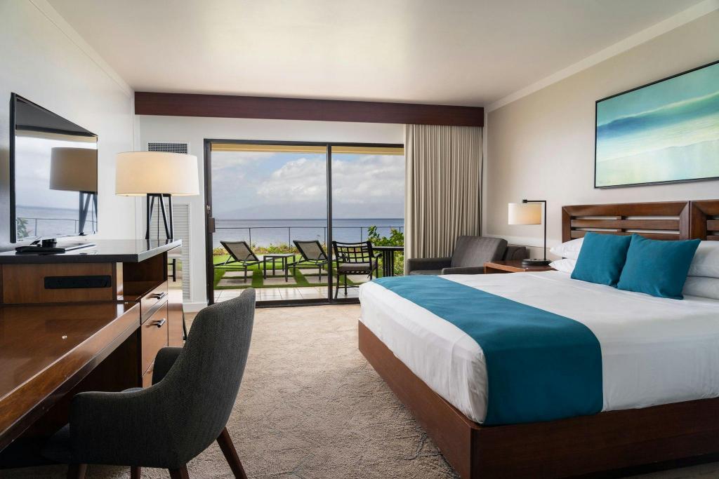 Lanai, Moana, Guest Room, King Bed, Ocean Front, Large