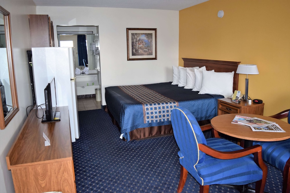 Bluegrass Extended Stay Hotel 33/57