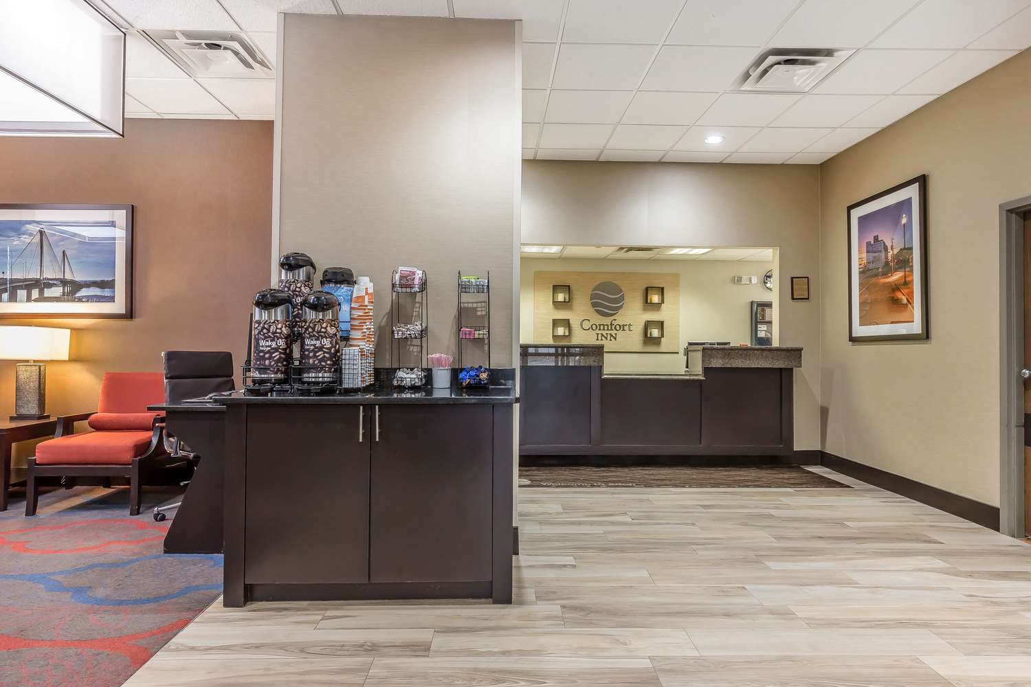 Comfort Inn Alton near I-255 8/47