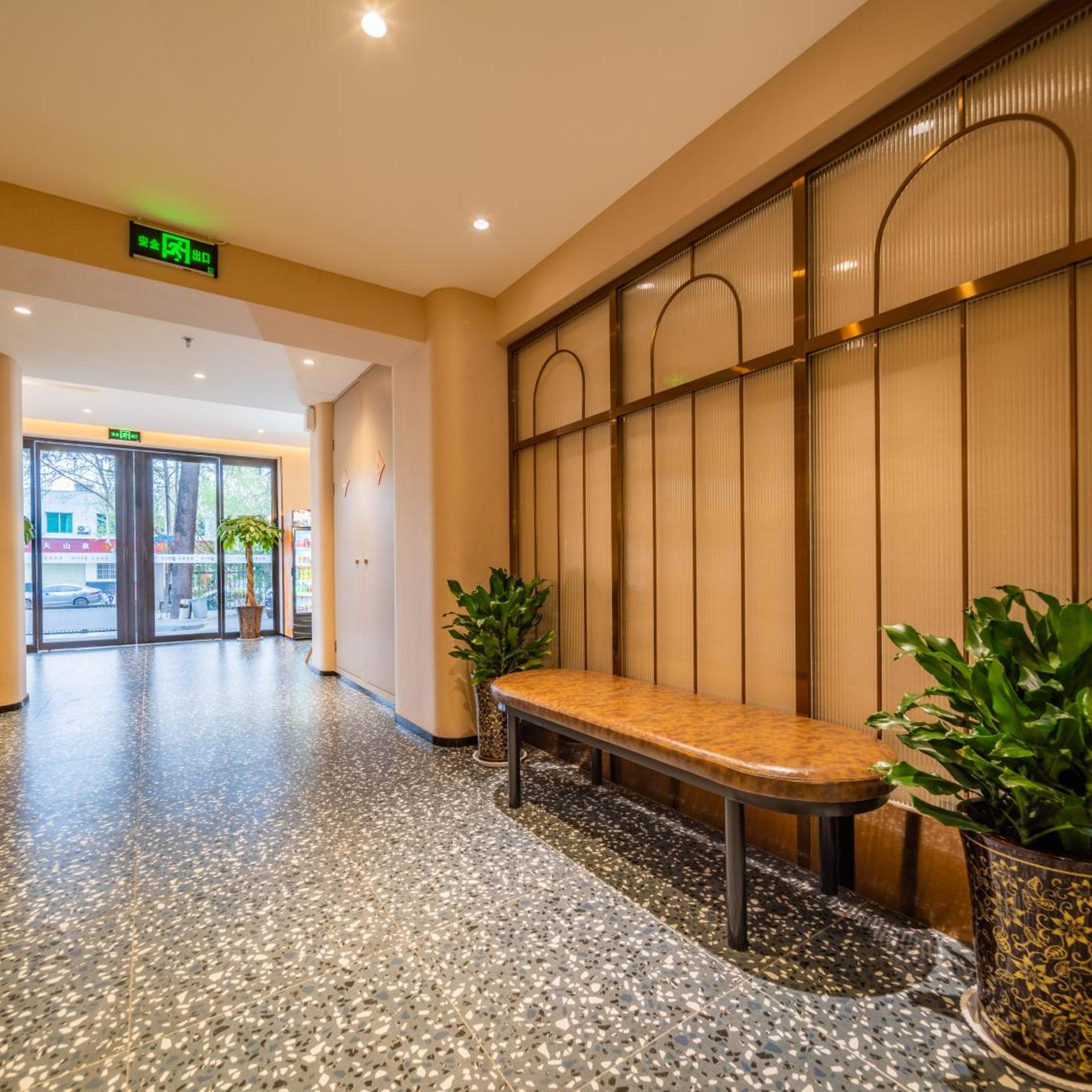 Jinjiang Inn (E-Cityxhtdxi'an) 8/52