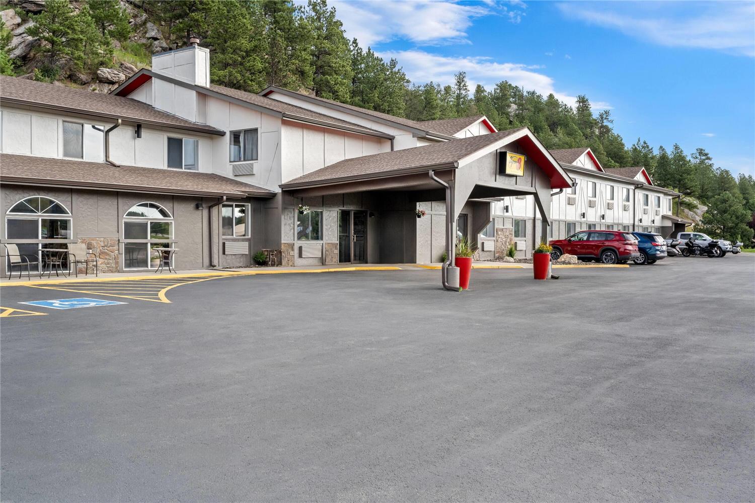 Super 8 by Wyndham Custer/Crazy Horse Area 35/36