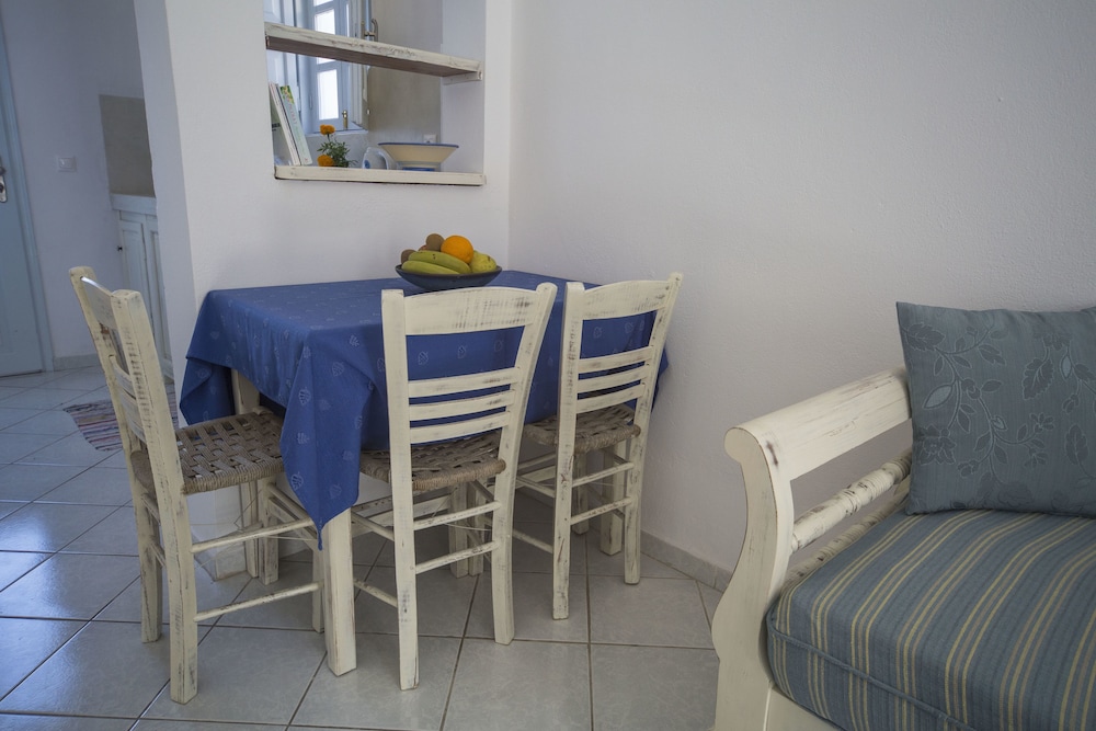 Ianthe Apartments And Villa 30/50