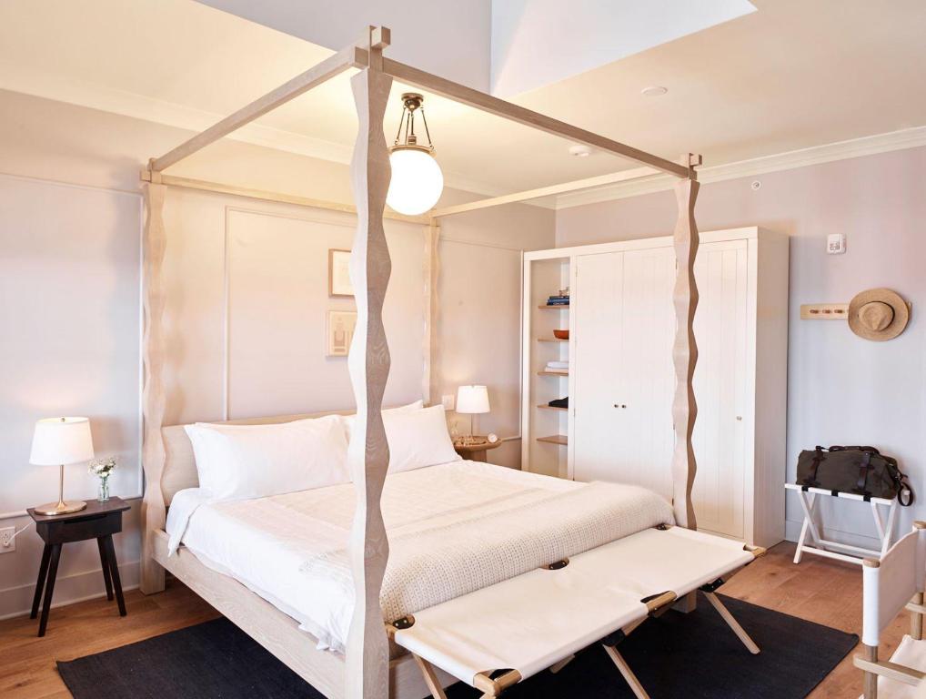 غرفة قياسية بسرير كينج، The Lake House on Canandaigua 3/5