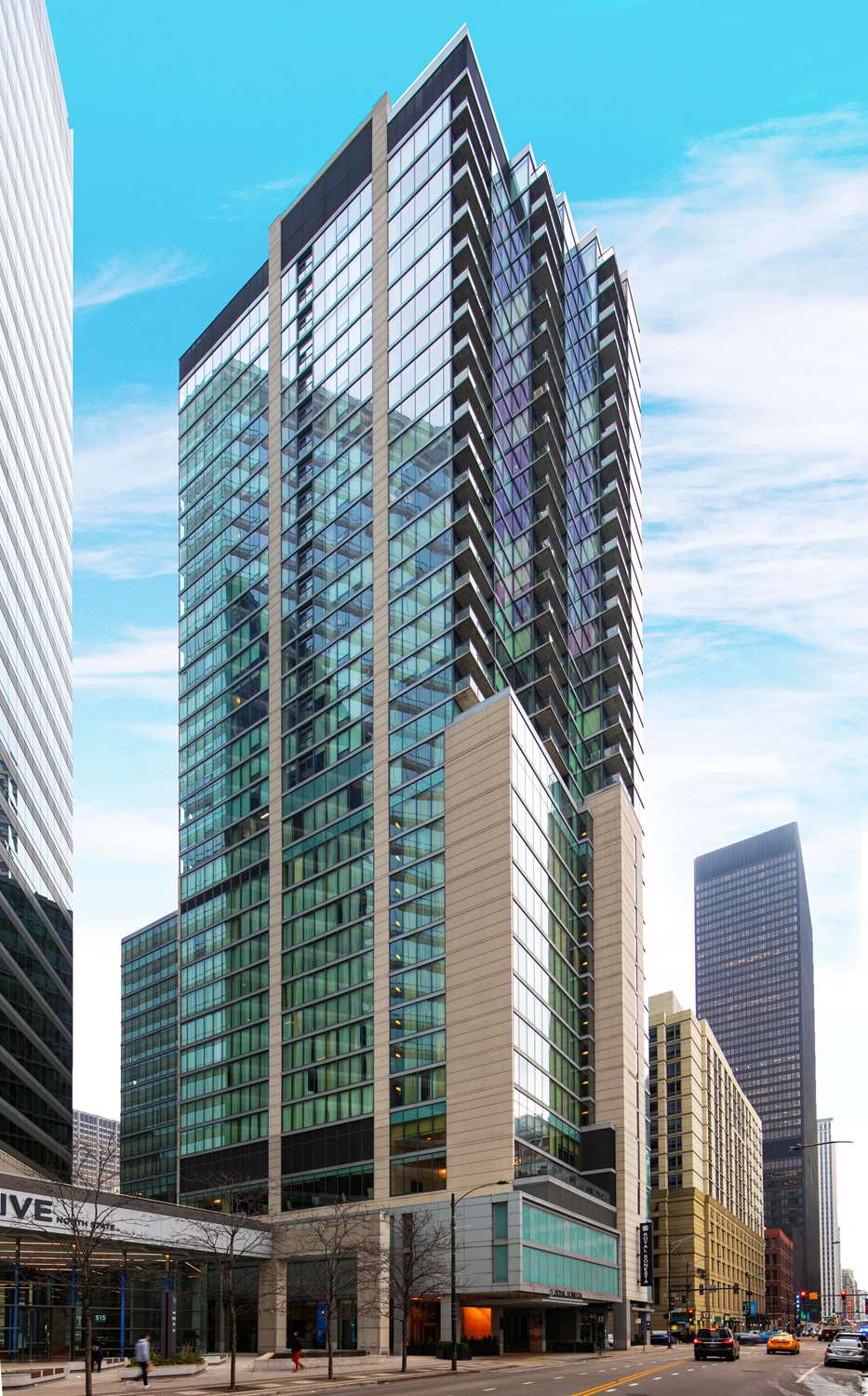 Hotel 505 River North 4/75