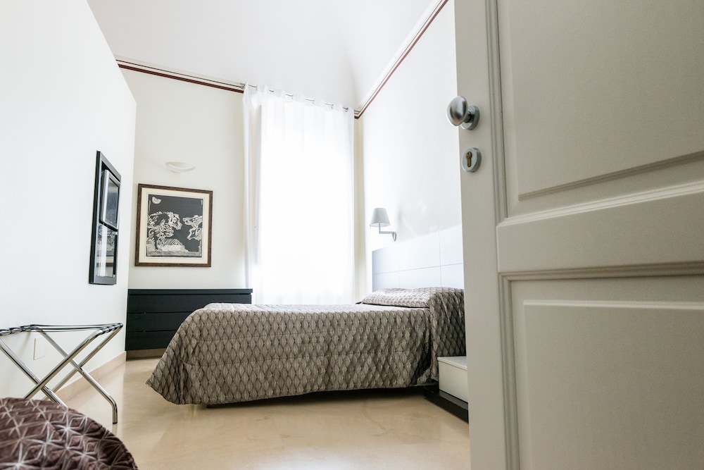 Albergo del Sedile 15/67