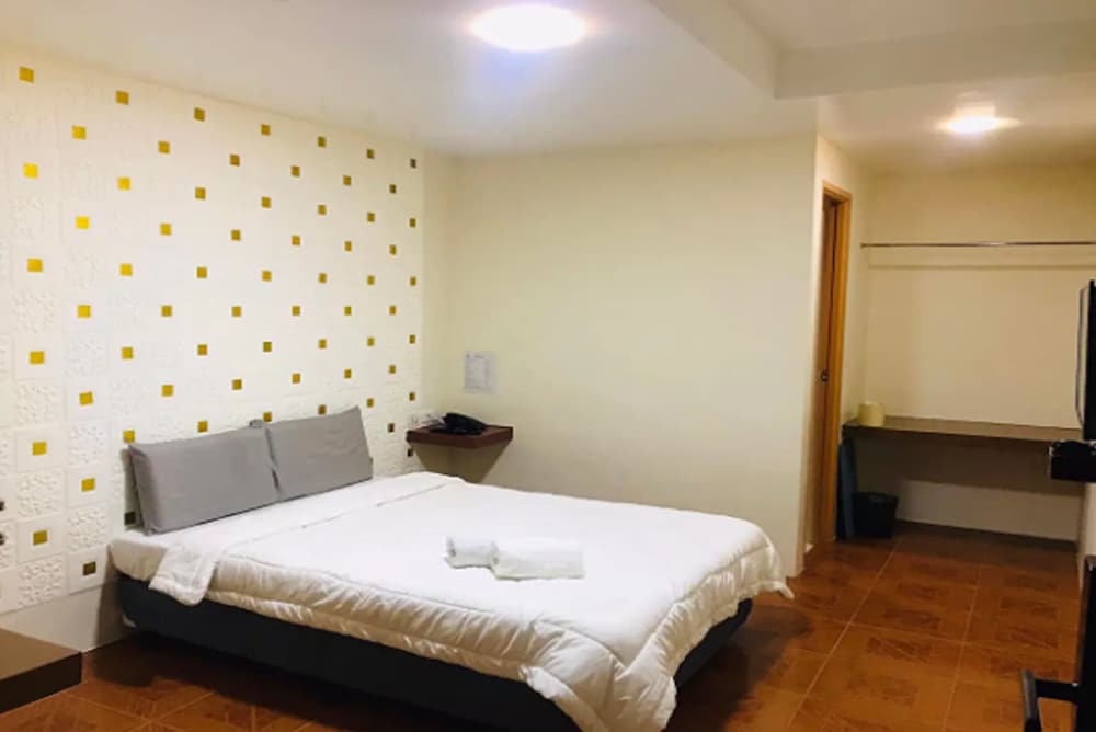 I m Inn Hotel Sorsogon near SM Terminal by ZUZU 20/41
