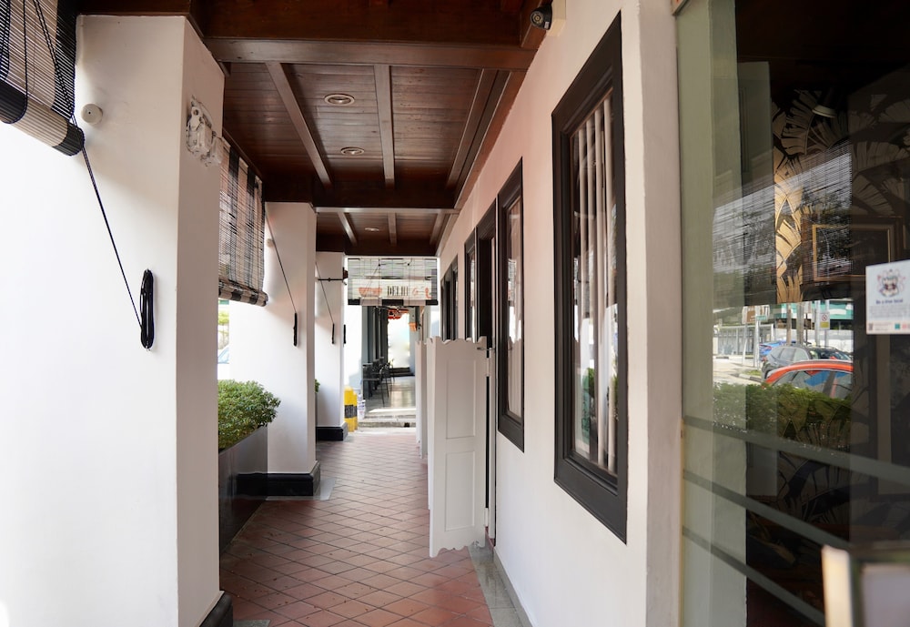 Check-Inn at Little India 5/50