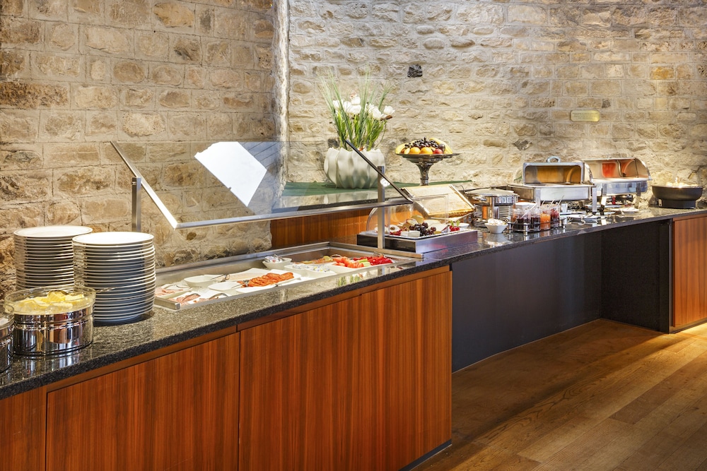 Ramada by Wyndham Baden du Parc 65/74