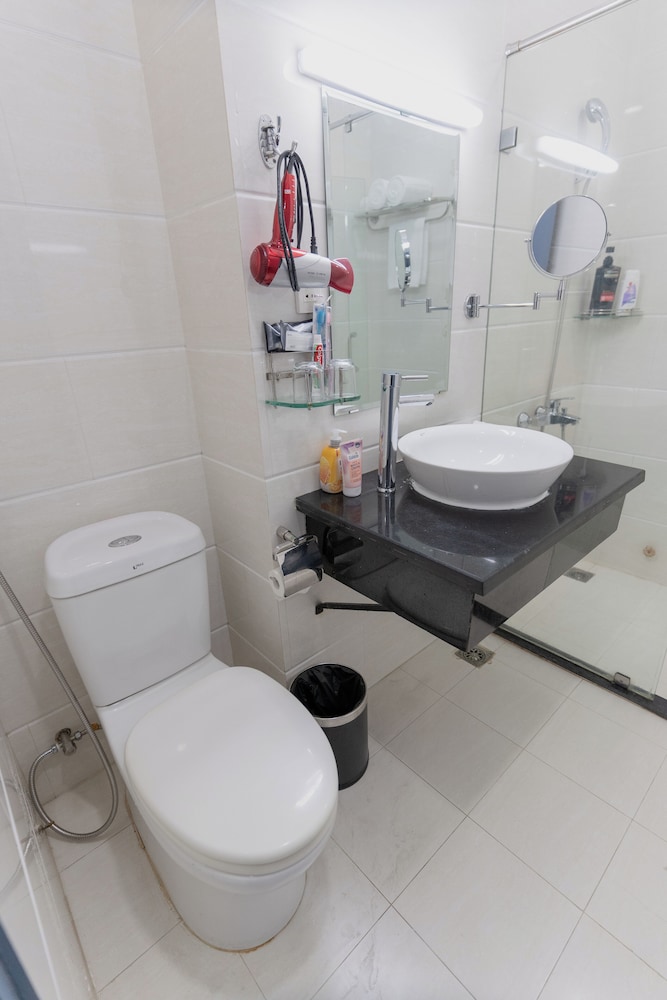 A25 Hotel - 14 Luong Huu Khanh 52/53