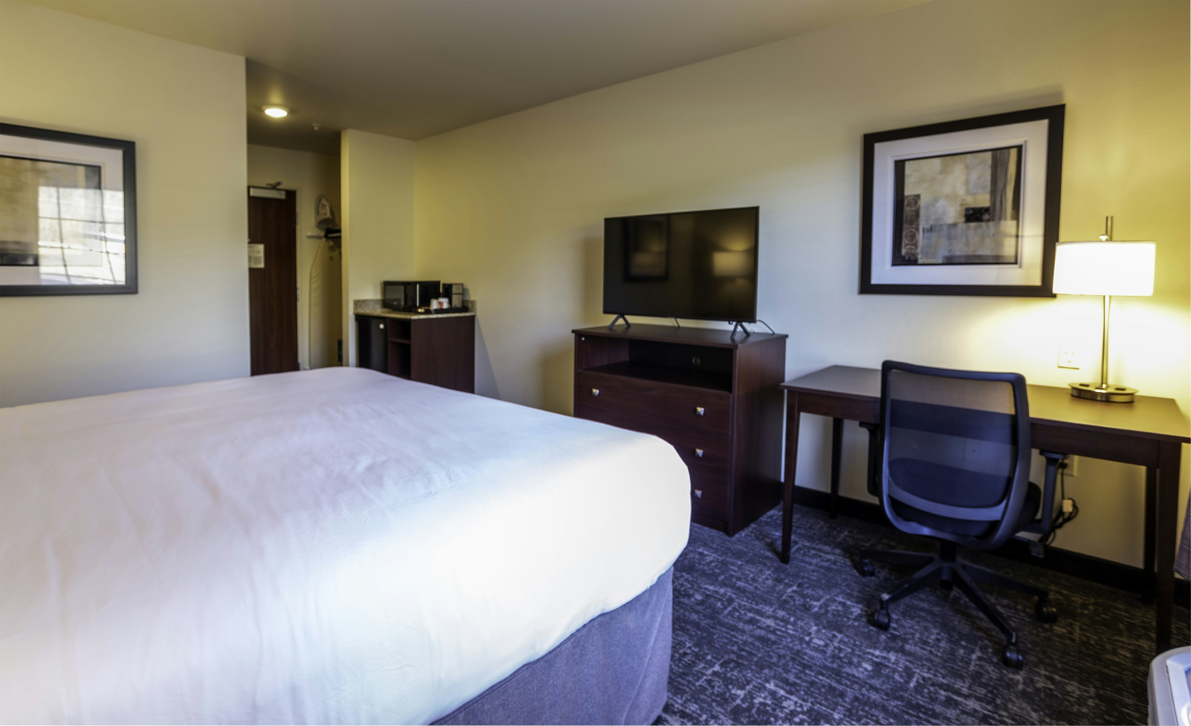 Cobblestone Inn & Suites - Brookville 19/48