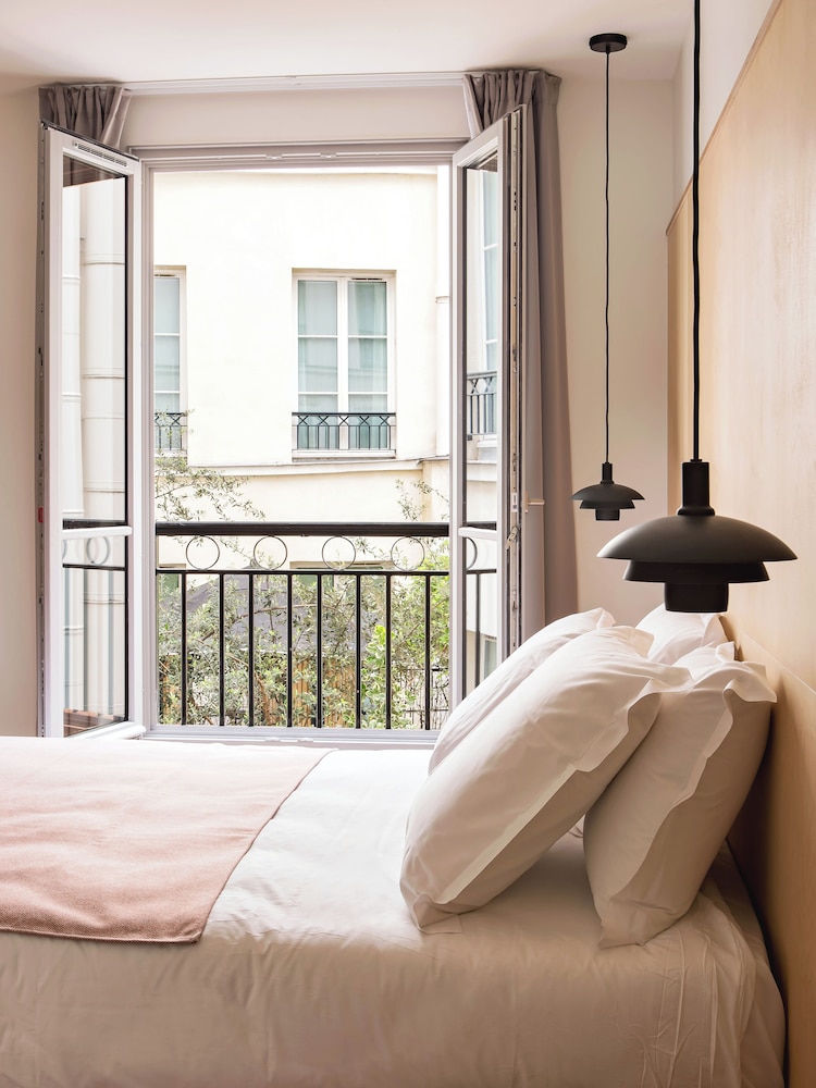 New Hotel Opera 18/57