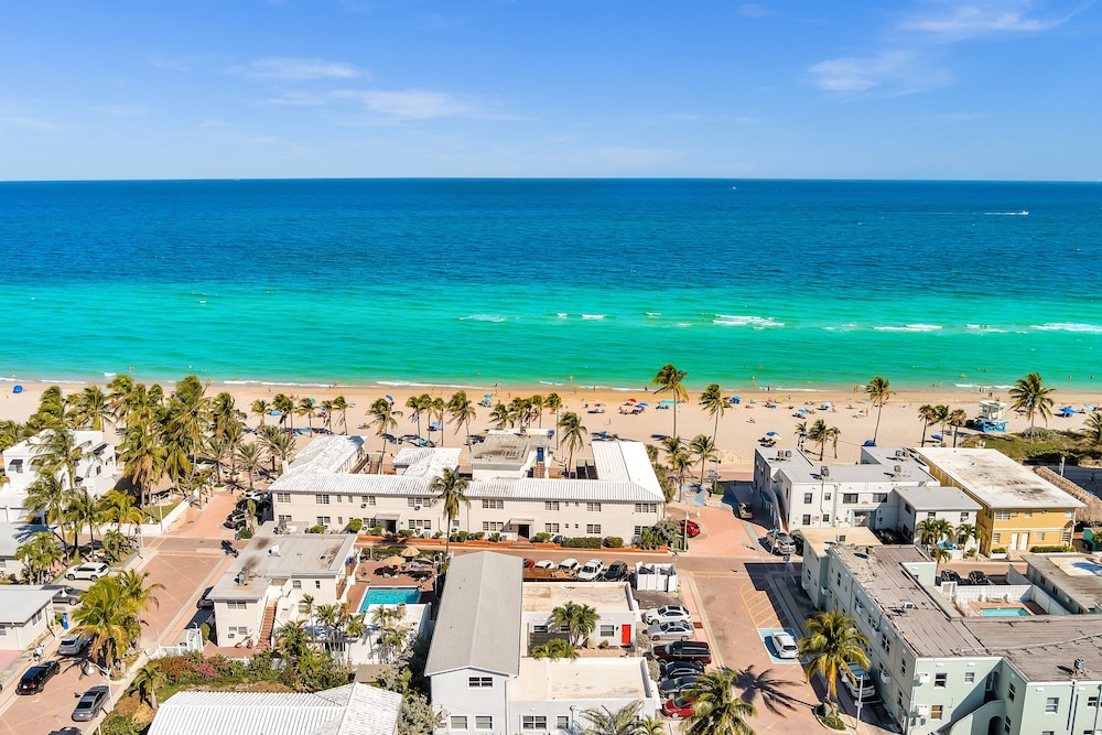 Hollywood Beach Seaside 46/51