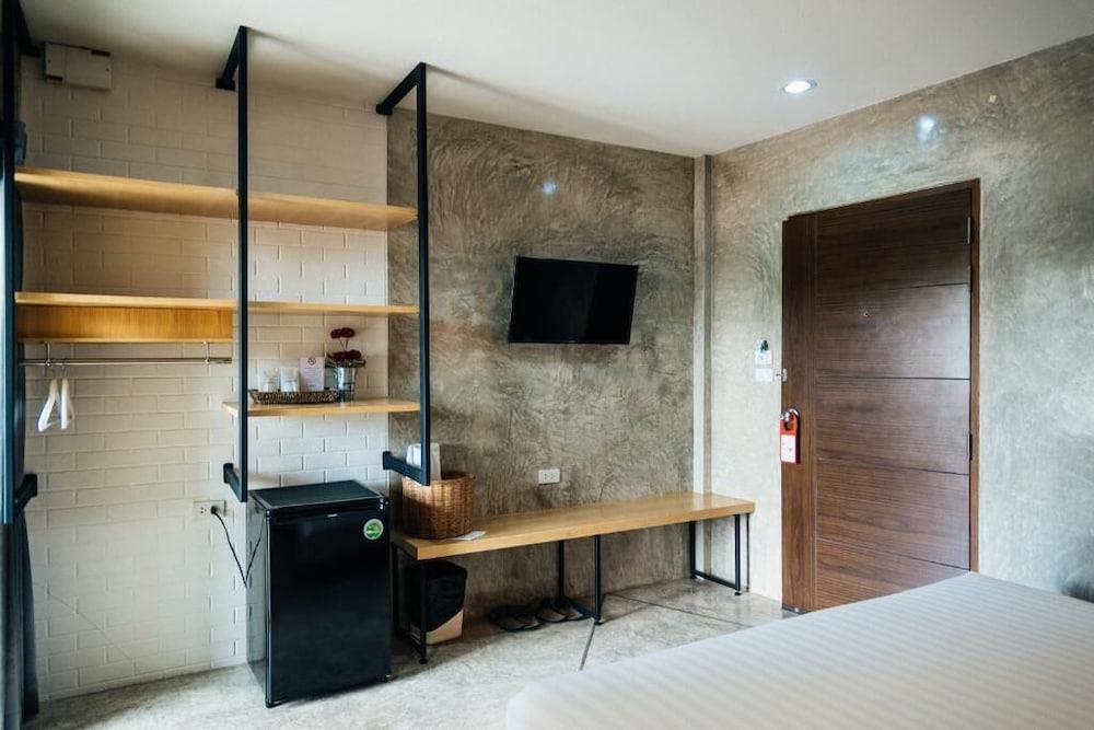 Journey Hostel Suratthani 20/56