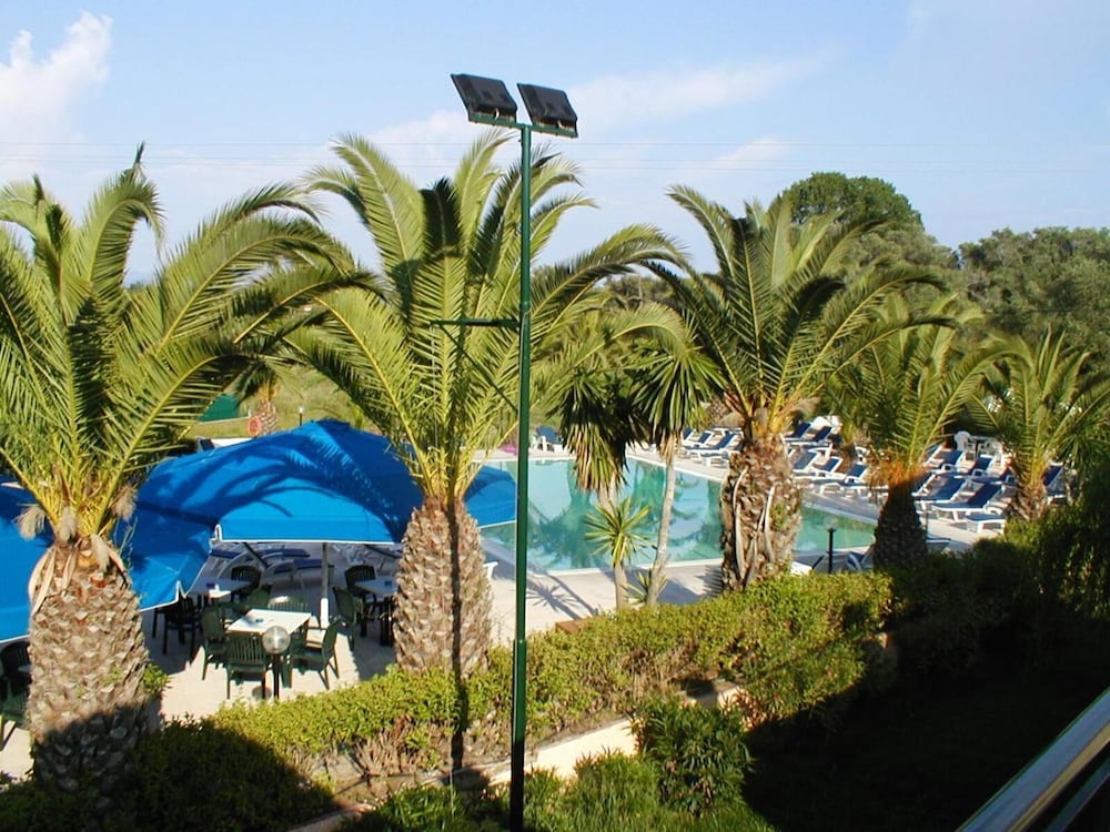 Morfeas Hotel 32/43