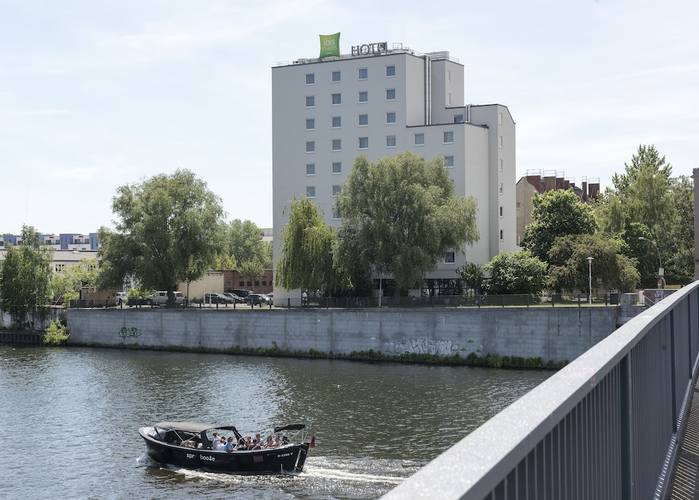 ibis Styles Berlin Treptow Hotel 64/71