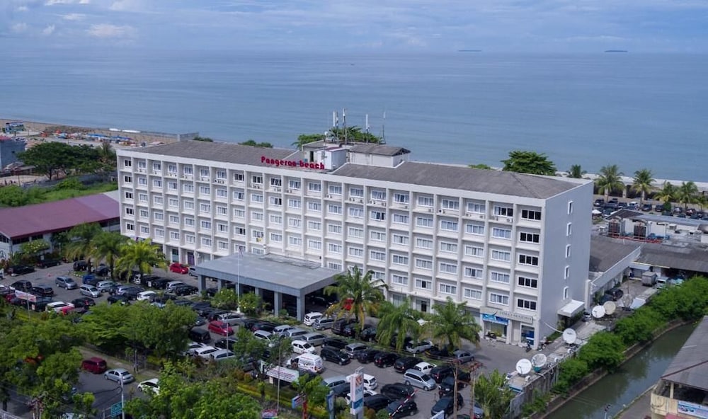 Hotel Pangeran Beach 2/57