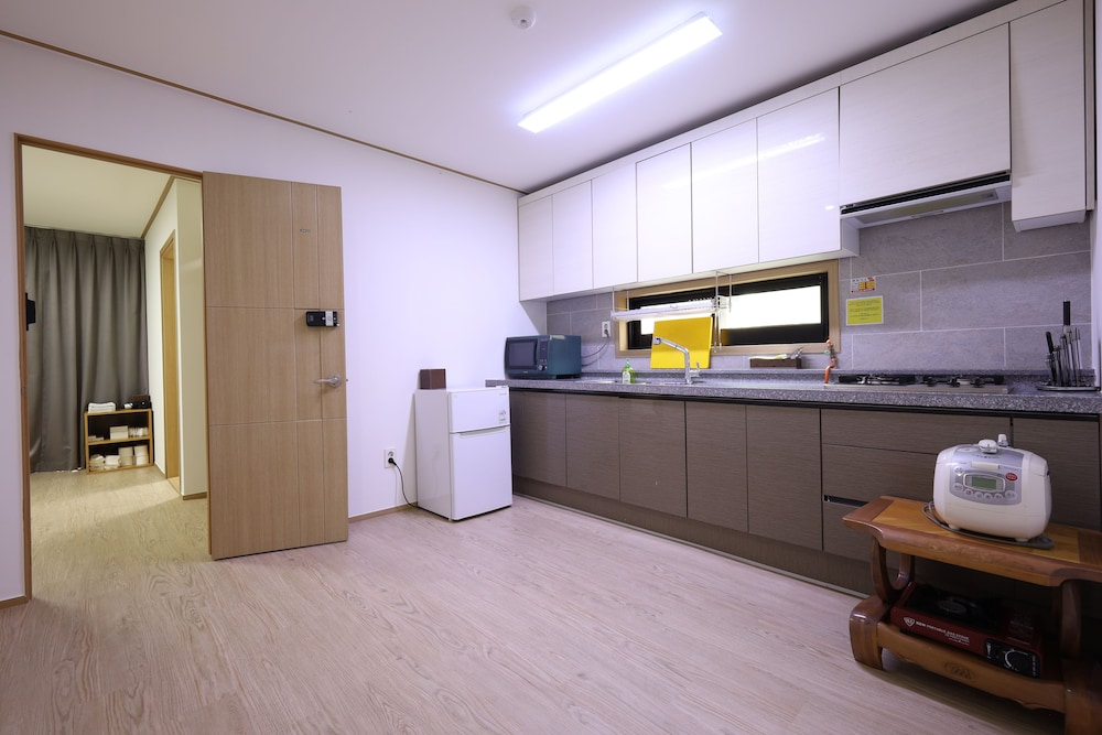 TRT Hotel 2/50