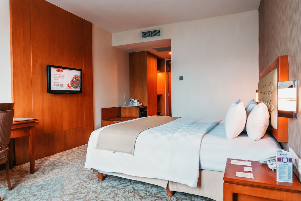SWISS-BELINN SKA PEKANBARU 13/64