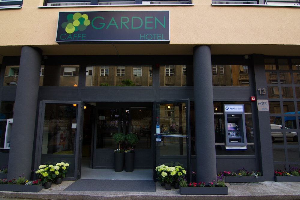 Hotel Garden 3/50