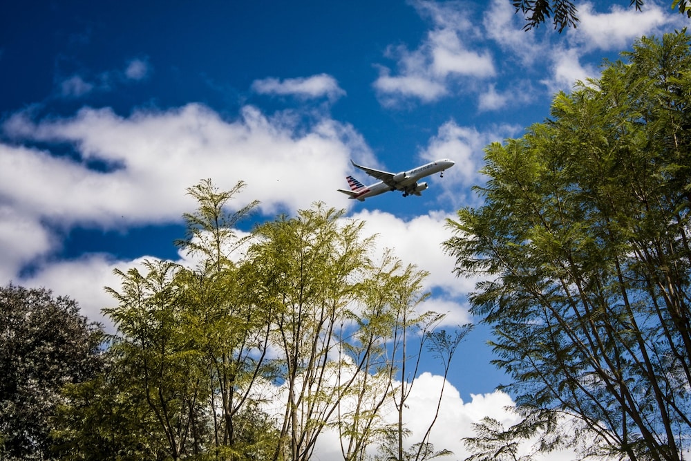 Hosteria Airport Garden 55/64