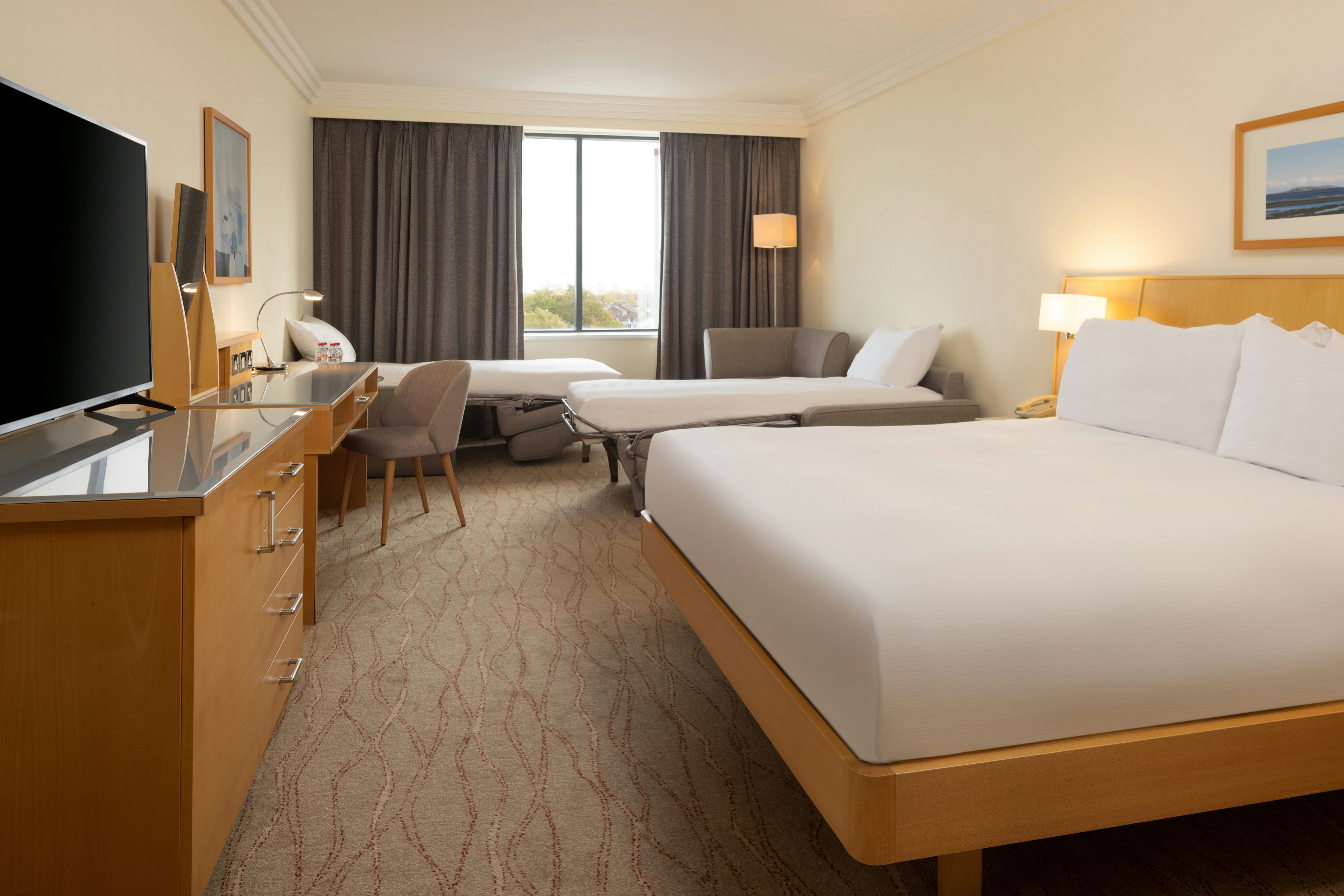 ROOM, TWIN BEDS, KING BED, SOFA
