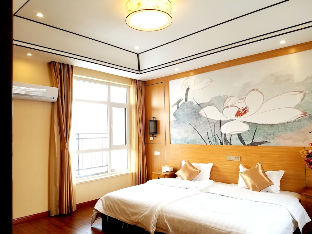 The Brigh Eco Hotel Yantai 12/56