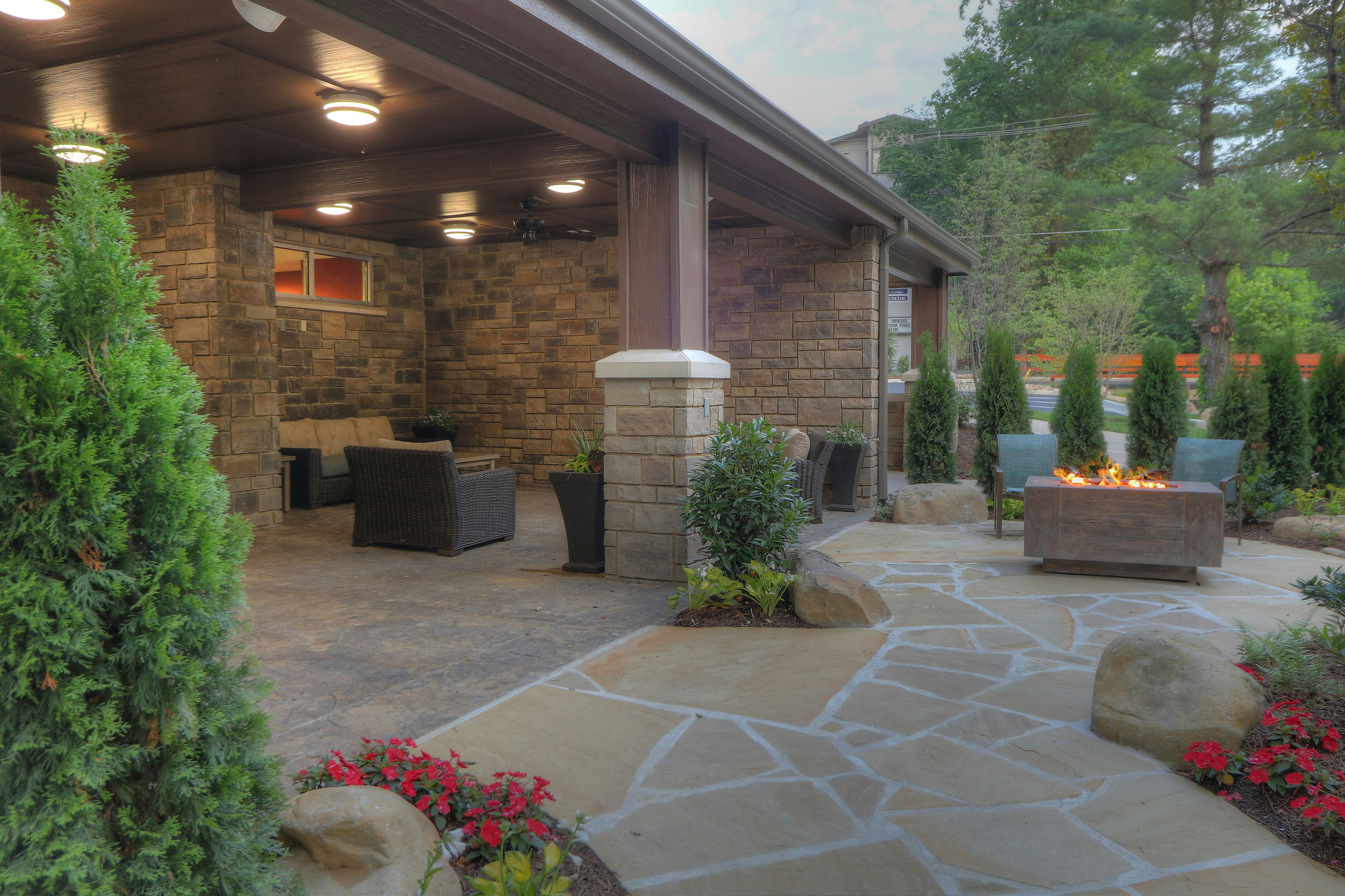 Hampton Inn Gatlinburg Historic Nature Trail 4/53