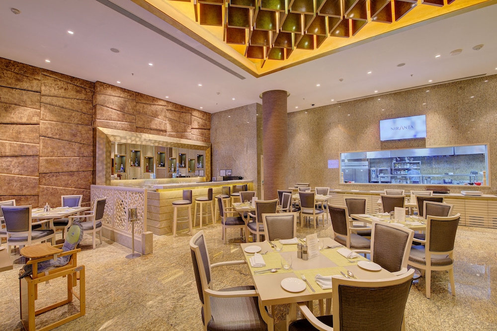 Niranta Airport Transit Hotel & Lounge Terminal 2 Arrivals 67/78