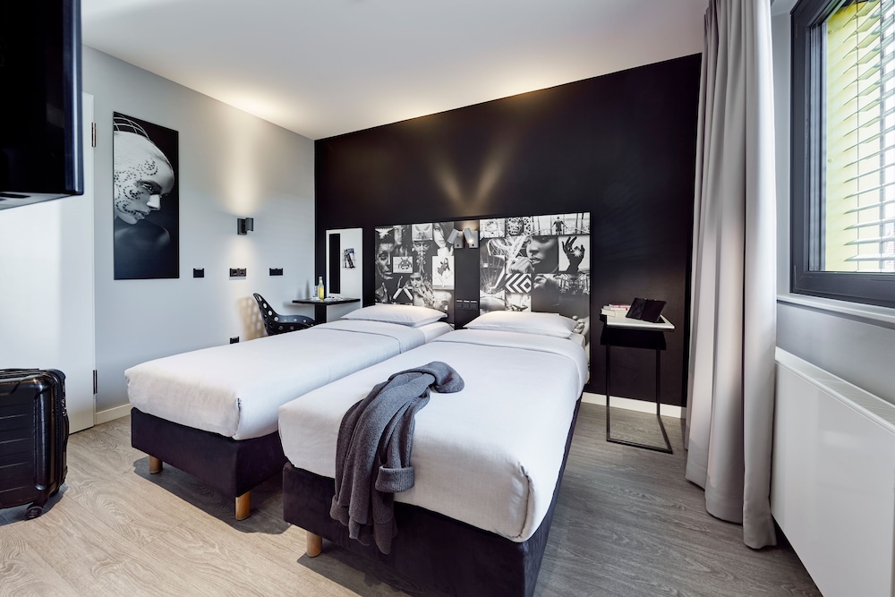 Legere Express Tuttlingen 8/41