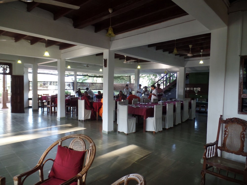 Nilketha Villa Eco Hotel 7/42