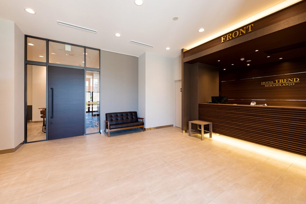 Hotel Trend Mikawaanjo 8/48