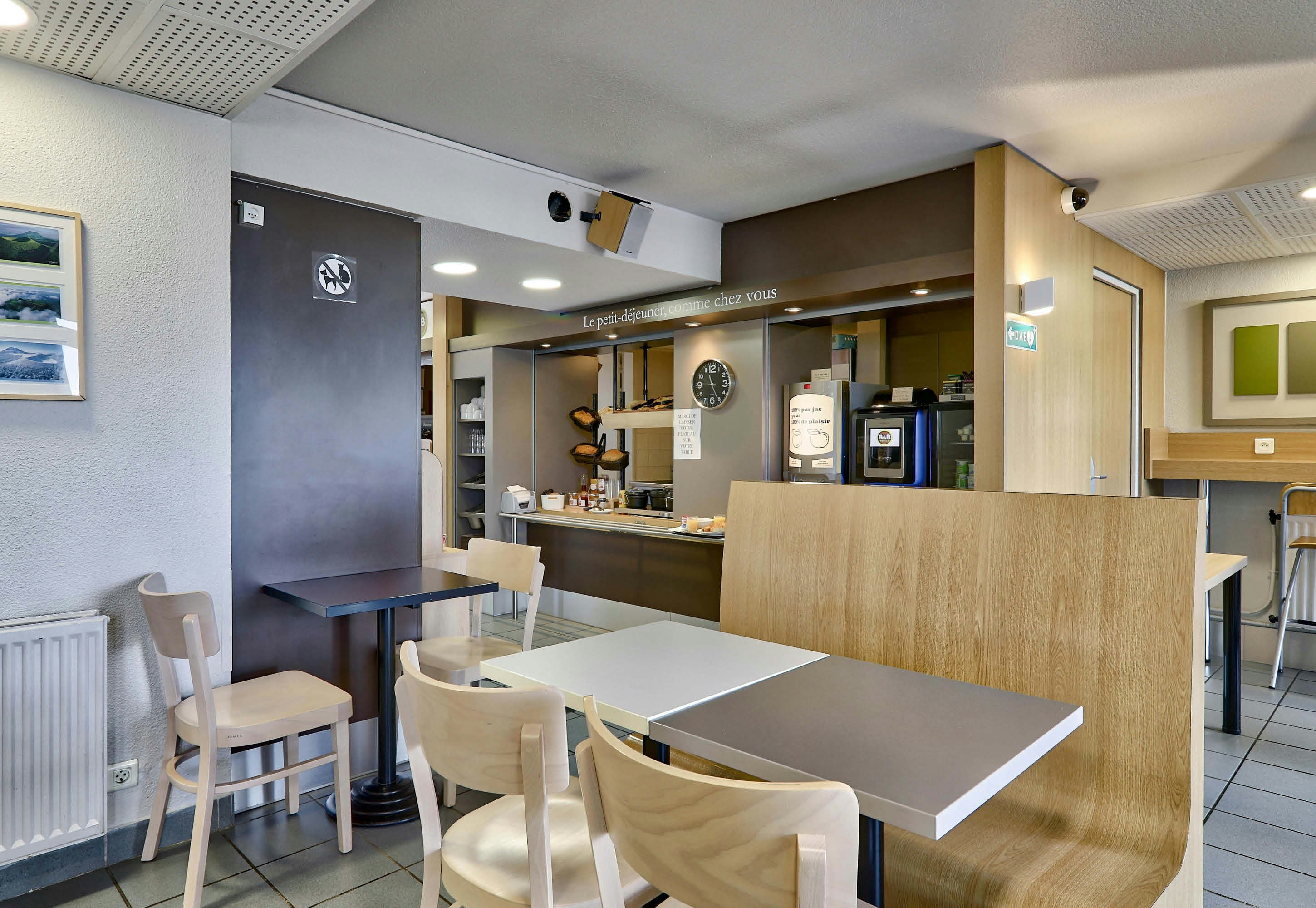 B&B Hotel Clermont Ferrand Le Brezet Aeroport 18/28