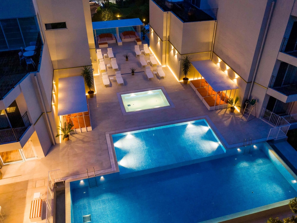 Mercure Ambassador Jeju 23/46