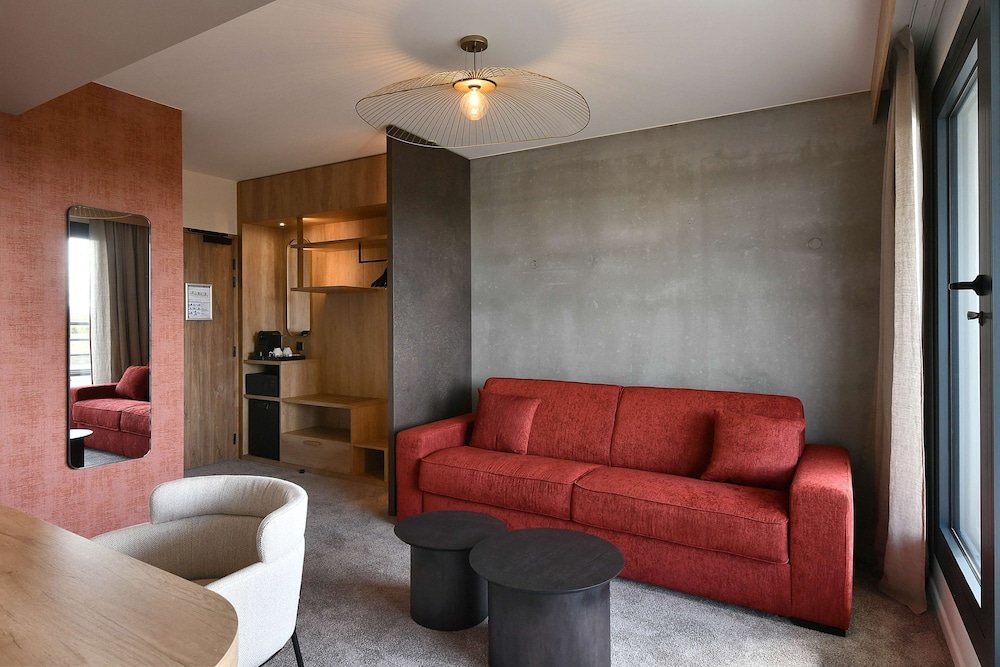 Golden Tulip Reims 30/50