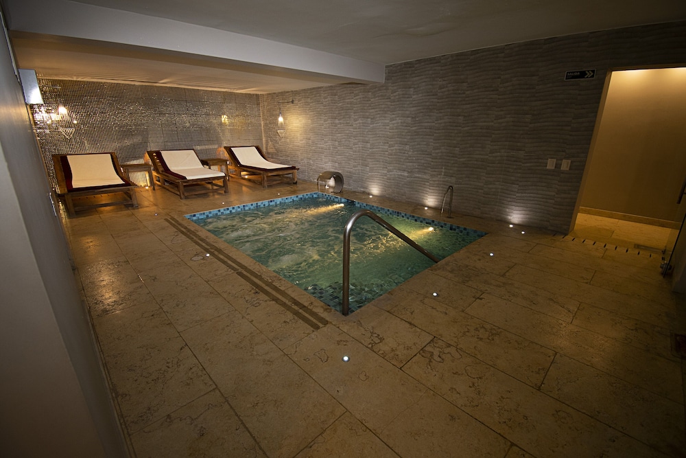 Hotel Caribe By Faranda Grand, a Member of Radisson Individuals 21/50