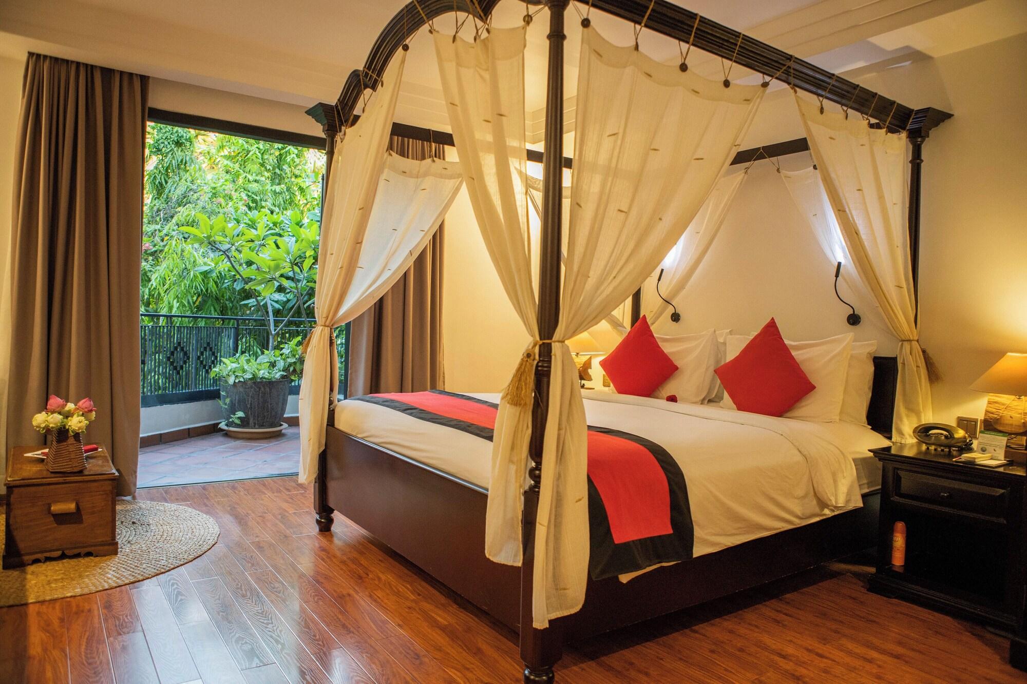 Rose, Connecting, Family Suite, Balcony