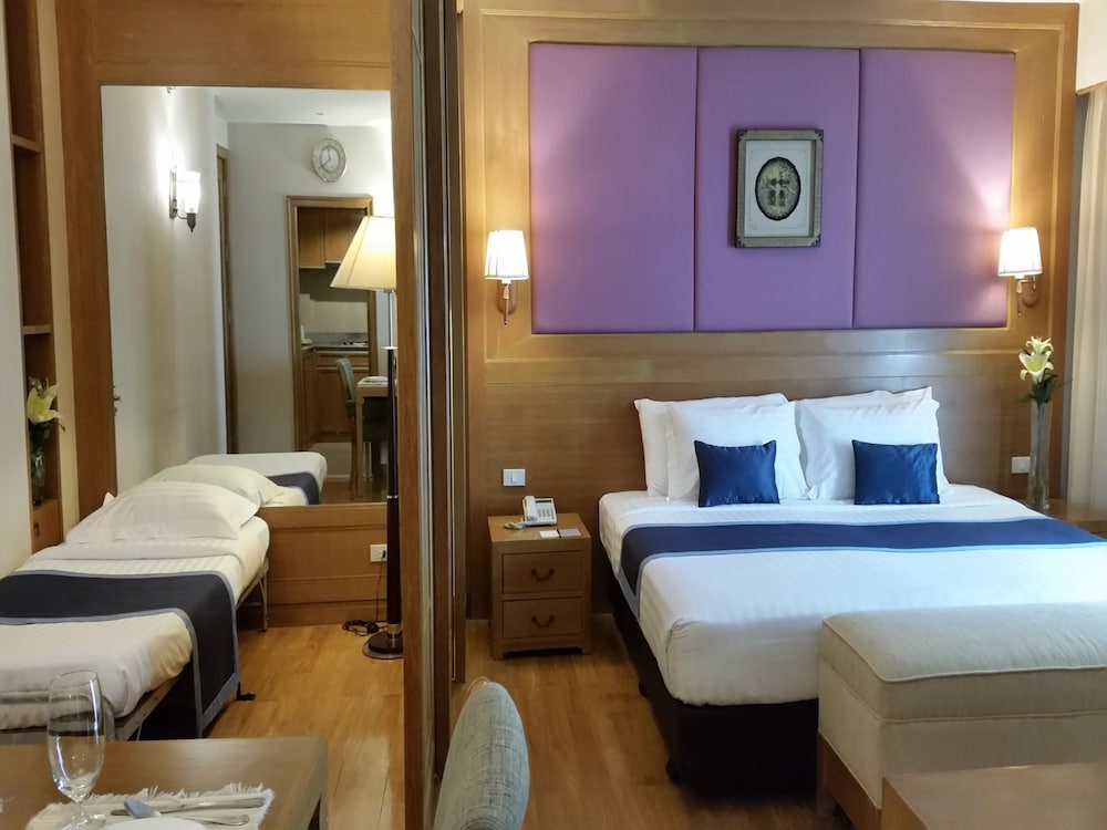 Centre Point Hotel Sukhumvit 10 32/114