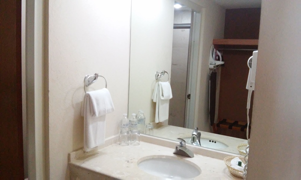 Balaju Hotel And Suites 21/42